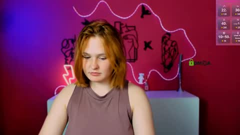 vaiolet_lovely online show from May 2026 07:11:02 PM
