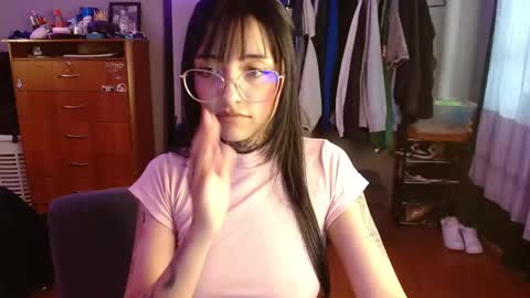Snapshot of val_azuna chatting on November 2025 02:51:01 PM valentina online show from November 2025 02:51:01 PM