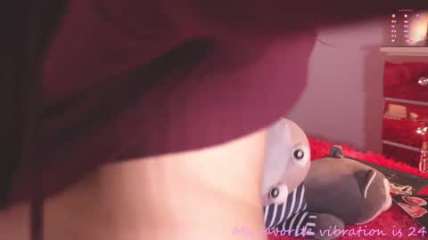 Val  online show from November 2025 10:52:01 PM