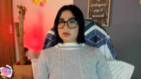 Snapshot of val_varago chatting on July 2026 03:43:01 AM val_varago online show from July 2026 03:43:01 AM