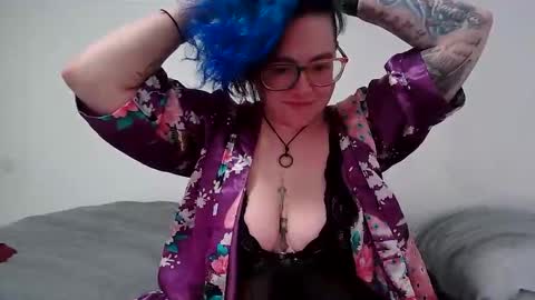 valarieak online show from March 2026 01:38:01 AM