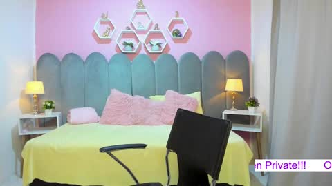 Valentina Montoya online show from February 2025 06:47:02 AM