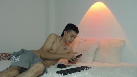 valen paul online show from November 2025 04:37:02 AM