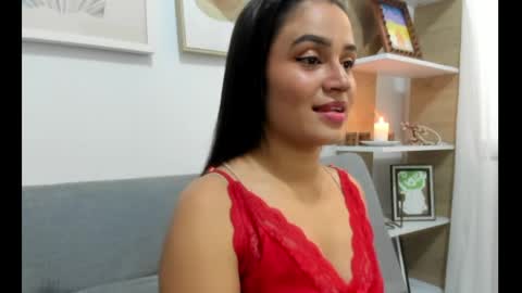valen_col online show from May 2026 03:29:02 PM