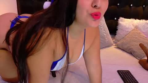 Valen Scott online show from December 2024 01:38:02 PM