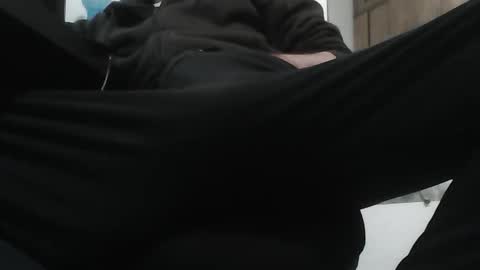 valenitro online show from March 2026 12:10:02 PM