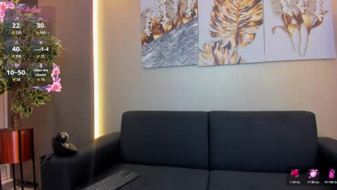 valentina milan online show from April 2026 04:39:01 AM