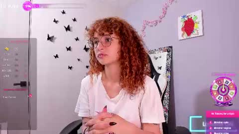 Snapshot of valent_27 chatting on June 2026 11:51:01 PM Valentina online show from June 2026 11:51:01 PM