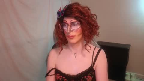 Snapshot of valentia_vickers chatting on February 2025 11:58:02 PM Valentia online show from February 2025 11:58:02 PM