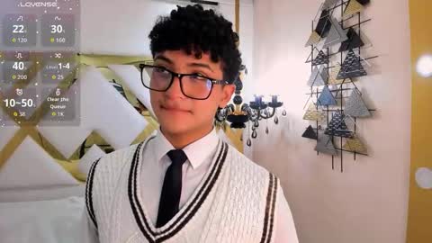 Snapshot of valentin0_3 chatting on October 2025 11:53:02 AM Valentin0 online show from October 2025 11:53:02 AM