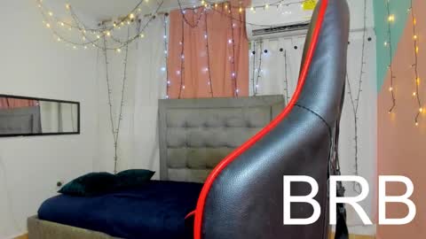 Valentina online show from February 2025 11:15:01 AM