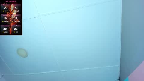 Valentina online show from November 2025 03:30:02 AM