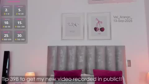 Val arango  online show from September 2025 11:04:02 PM