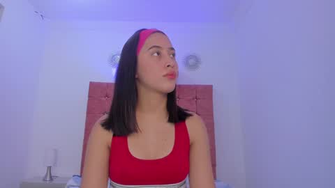 Snapshot of valentina_cortes72 chatting on February 2025 11:44:02 AM Valentina online show from February 2025 11:44:02 AM