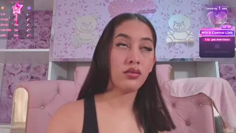 Snapshot of valentina_cortes72 chatting on February 2025 02:34:01 PM Valentina online show from February 2025 02:34:01 PM