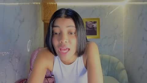 Snapshot of valentina_gomez_s chatting on May 2026 01:06:01 PM Valentina online show from May 2026 01:06:01 PM