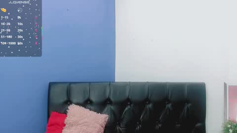 Snapshot of valentina_princess_ chatting on September 2025 05:42:01 AM valentina_princess_ online show from September 2025 05:42:01 AM