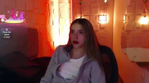 Valentina online show from November 2025 05:00:01 PM