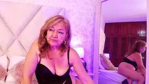 Ana online show from February 2025 10:31:01 PM