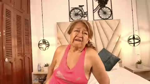 Ana online show from February 2025 10:42:02 PM