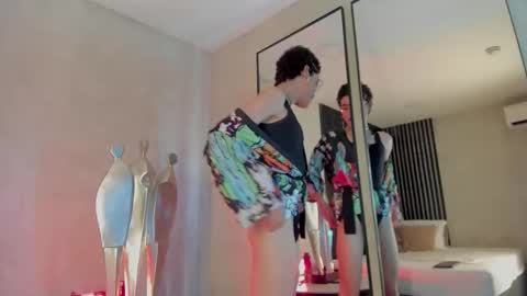 valentinaguerra1 online show from November 2025 03:40:02 AM