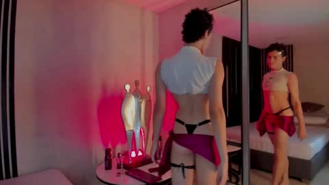 valentinaguerra1 online show from November 2025 05:06:01 AM