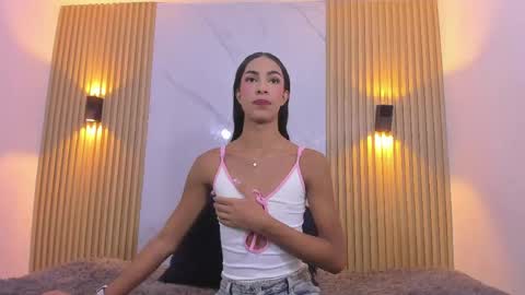 Snapshot of valentinaliux_ chatting on April 2026 11:31:01 AM valentinaliux_ online show from April 2026 11:31:01 AM