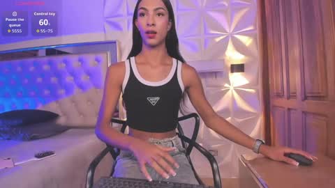 Snapshot of valentinaliux_ chatting on May 2026 11:39:02 AM valentinaliux_ online show from May 2026 11:39:02 AM
