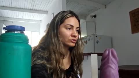 Snapshot of valentinaseleni24 chatting on October 2025 07:01:01 PM valentinaseleni24 online show from October 2025 07:01:01 PM