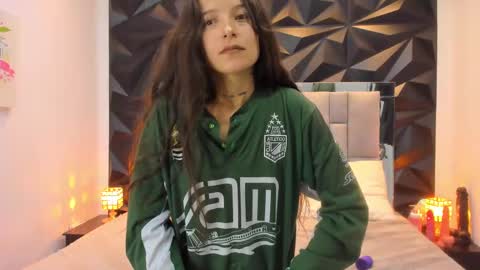Valentina online show from February 2025 01:59:01 PM