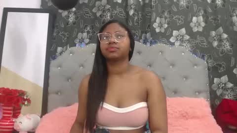 valentina vega online show from January 2026 04:15:01 AM