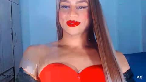 Snapshot of valentinaxxxdoll chatting on May 2026 07:20:01 PM VALENTINA online show from May 2026 07:20:01 PM