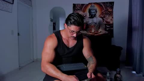    online show from November 2025 08:19:01 PM