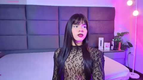 valentino moon online show from January 2026 02:59:01 AM