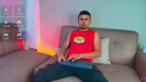 Snapshot of valentinos_ chatting on July 2026 08:57:02 PM Valentinos online show from July 2026 08:57:02 PM