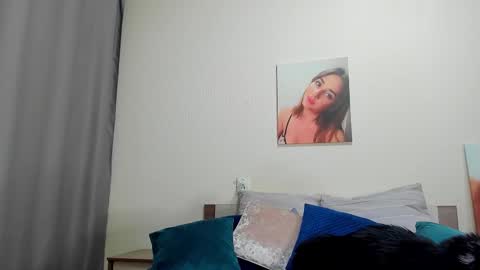 Kate online show from December 2025 01:57:01 AM