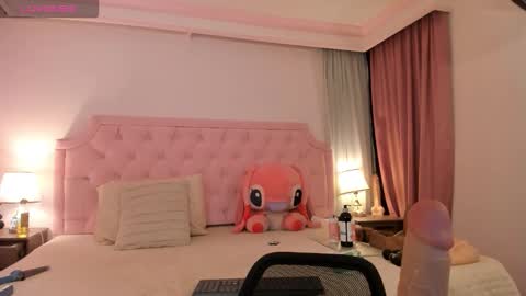 Vale Toro  online show from November 2025 11:07:01 AM