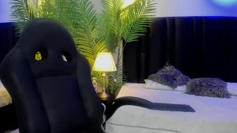 valeri_tafur online show from October 2025 11:07:02 AM