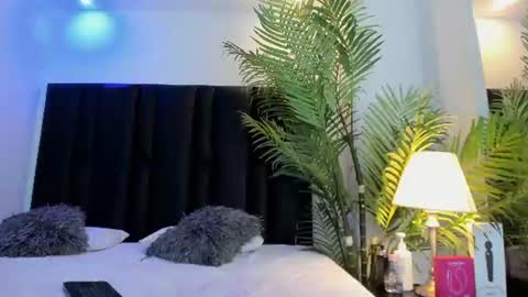 valeri_tafur online show from August 2026 11:02:01 AM