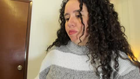Snapshot of valeriaa_soler chatting on January 2025 11:17:01 AM Valeria online show from January 2025 11:17:01 AM