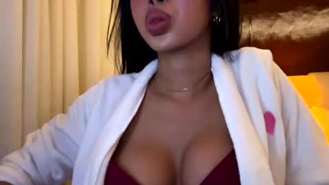 Valeria online show from October 2025 10:21:01 PM