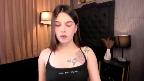 Valeria online show from October 2025 06:44:01 AM