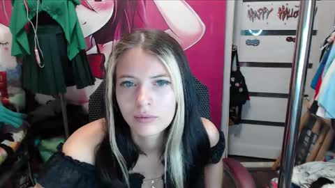 ValeriaXKiss online show from October 2025 06:39:02 PM