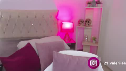 Valeriee online show from February 2025 09:22:01 AM