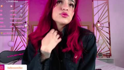 Snapshot of valerie__miller_ chatting on May 2026 12:32:02 PM Valerie online show from May 2026 12:32:02 PM