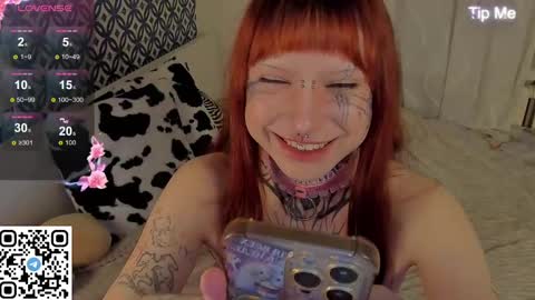 Snapshot of valerie_dolls chatting on March 2025 03:59:02 PM Valerie online show from March 2025 03:59:02 PM