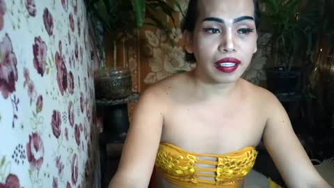 valerie_sensual online show from August 2026 02:10:02 AM