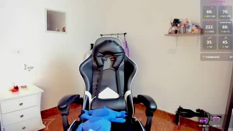 Snapshot of valeriebl chatting on September 2025 12:32:02 PM Valerie Blake online show from September 2025 12:32:02 PM