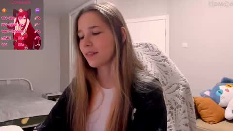 Valerie online show from October 2025 07:56:02 PM