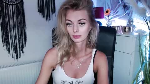 Valerie  online show from January 2025 12:06:01 PM